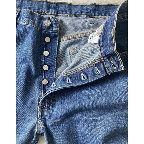 Levi's Mens 501 Jeans Button Fly Blue Medium Wash Straight Leg Mid Rise Sz 38x30 - Picture 4 of 8